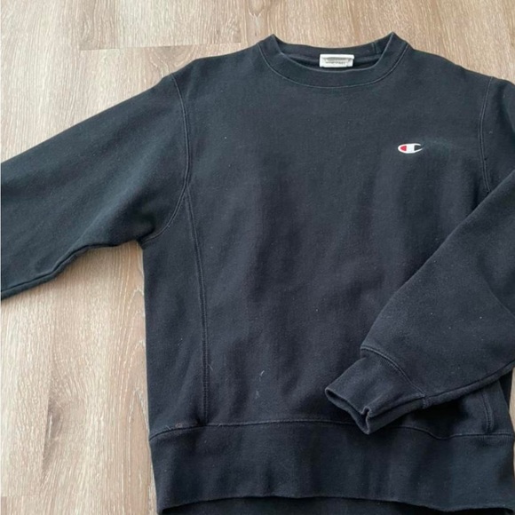 Champion Tops - Black champion crewneck